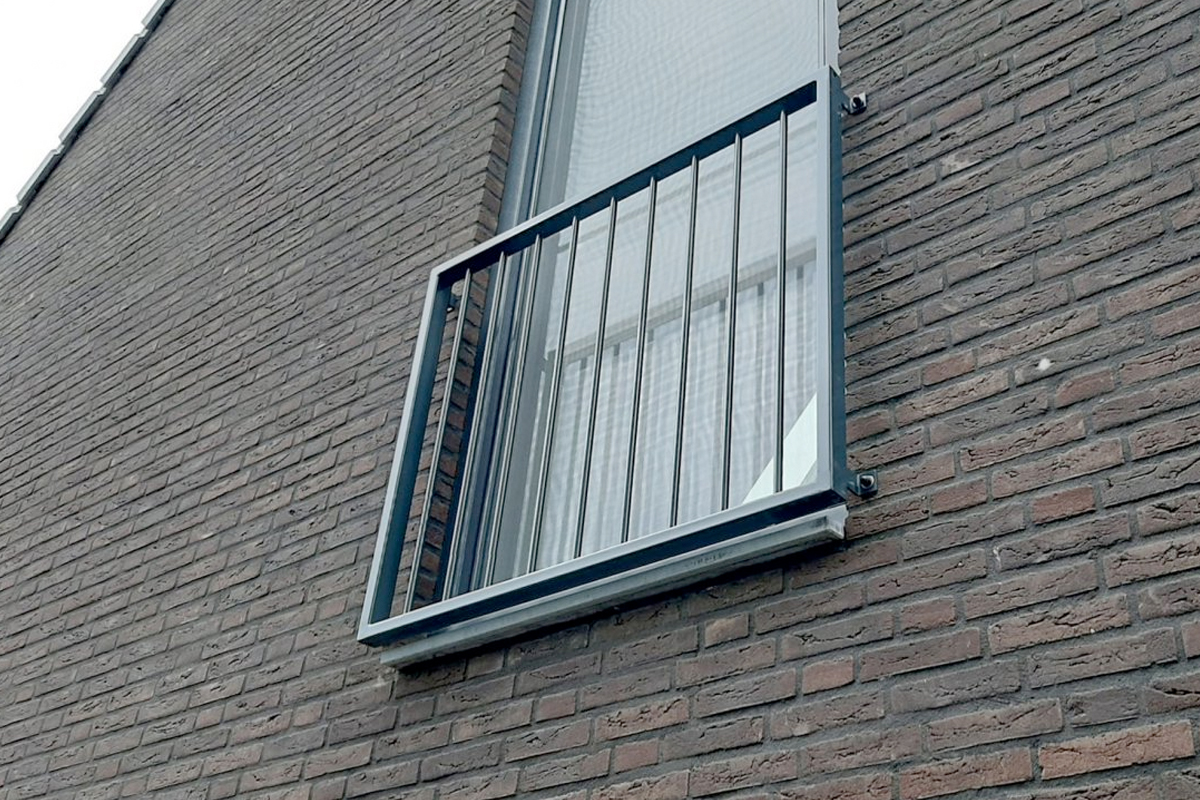 Frans balkonhek op maat