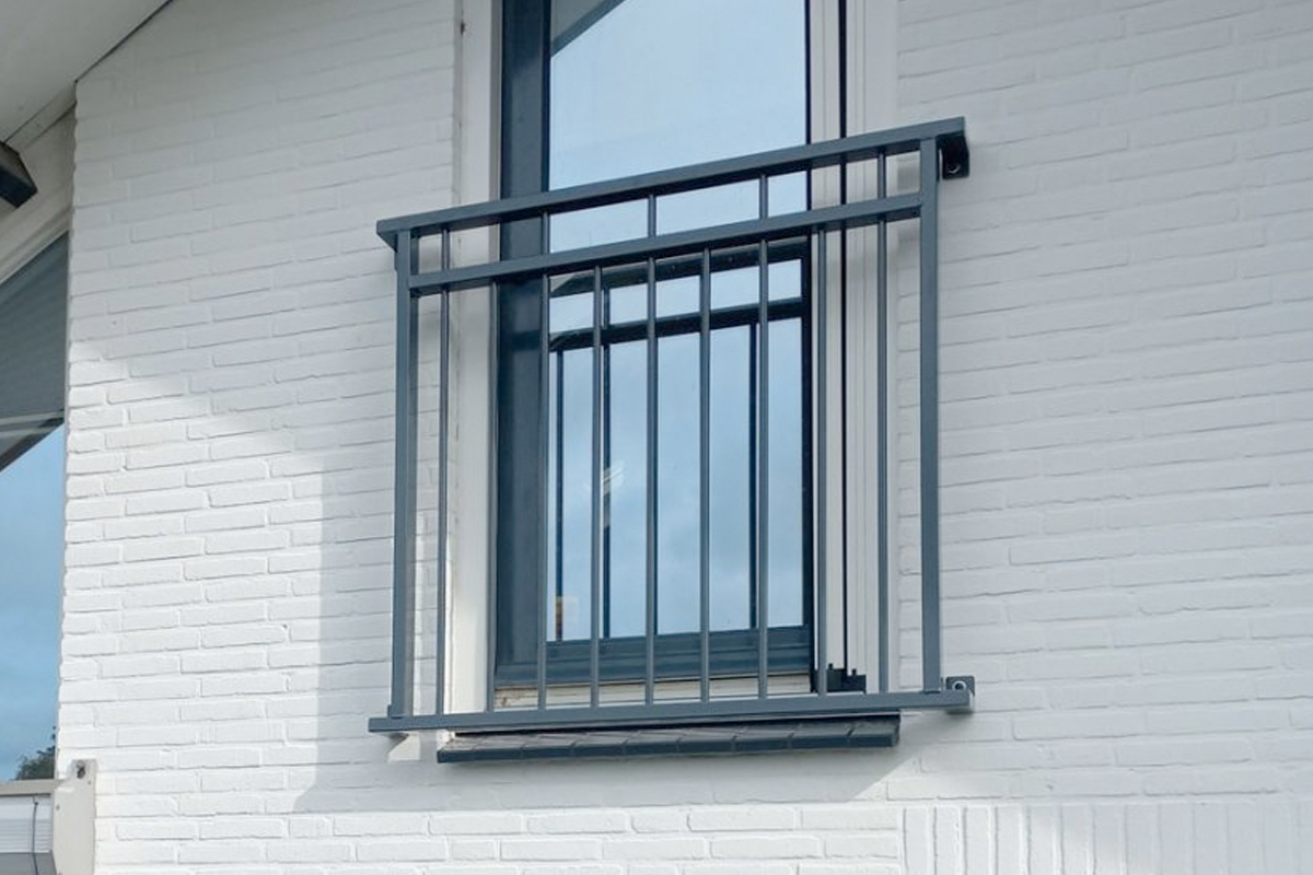 Frans balkonhek Oosterwolde