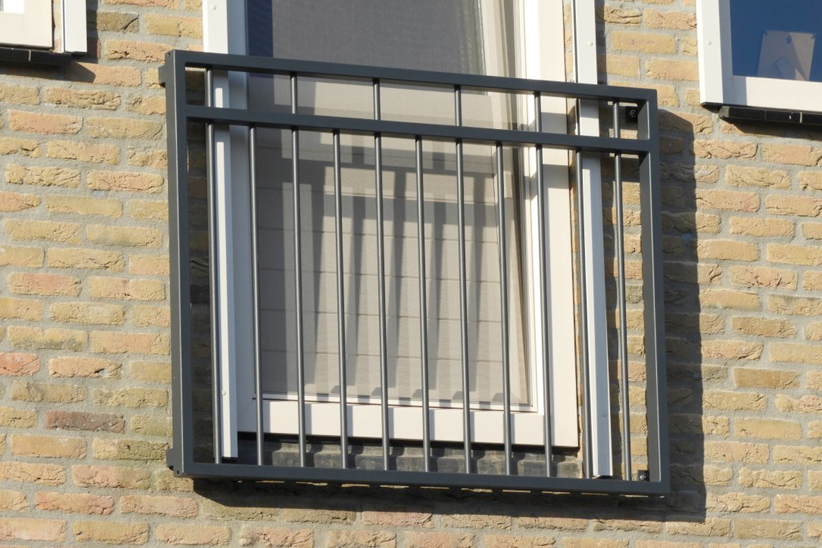 Frans balkonhek Oosterwolde