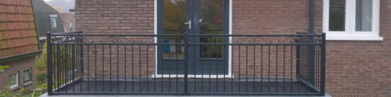 Balkon op uitbouw