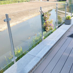 Glazen balustrade doe het zelf