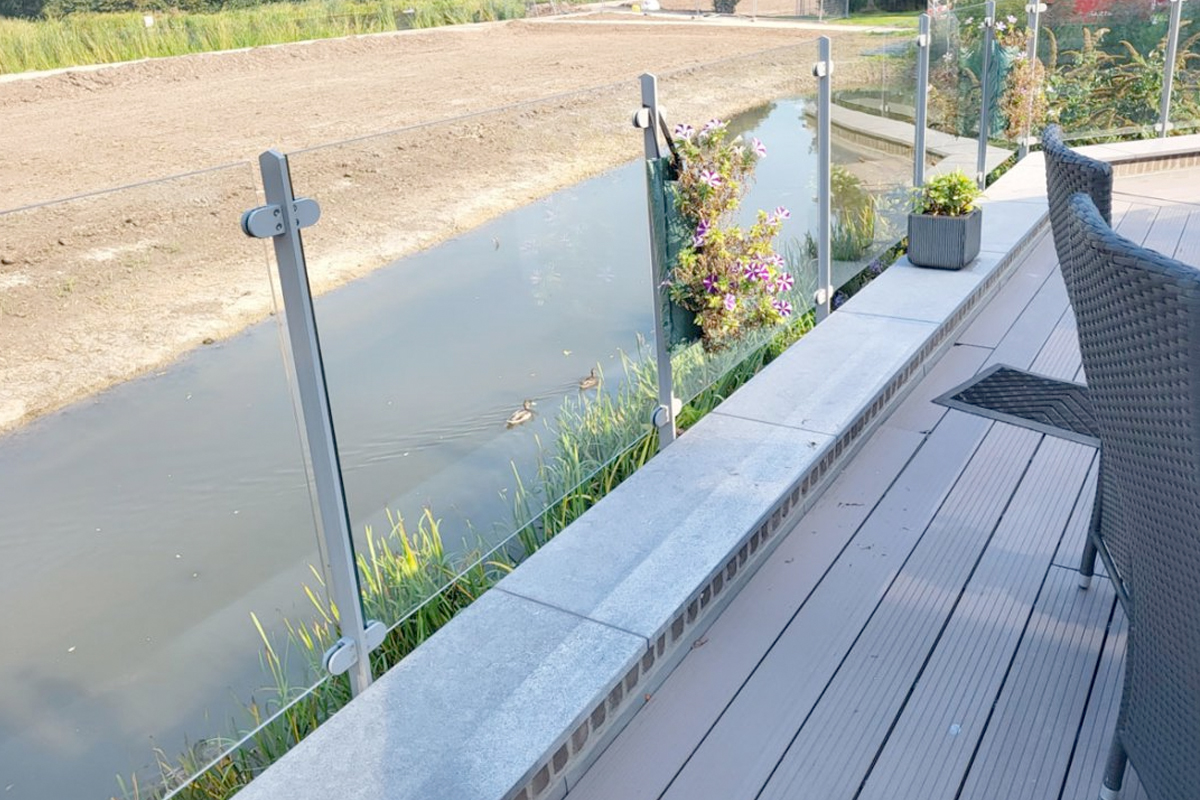 Glazen balustrade doe het zelf