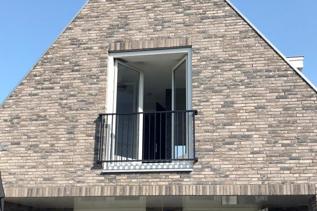 Frans balkonhek zwart