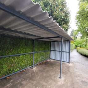 Fietsenhok voor school