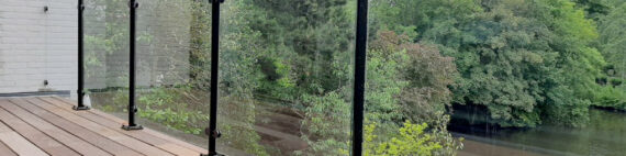 Glazen balustrade voor buiten