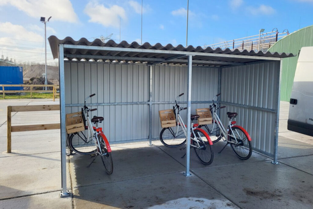 stalen fietsenhokken