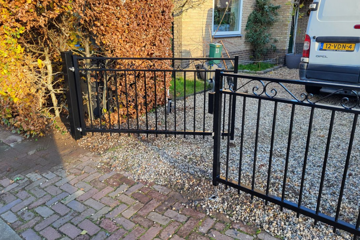 Tuinpoort laten plaatsen