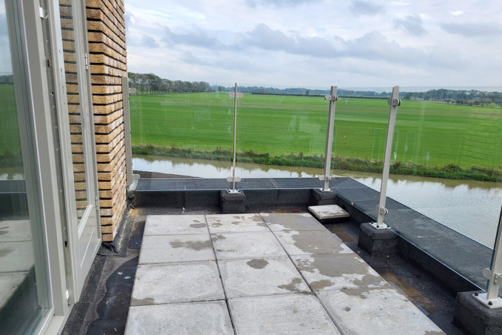 Voordelen glazen balustrades