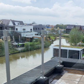 Voordelen glazen balustrades