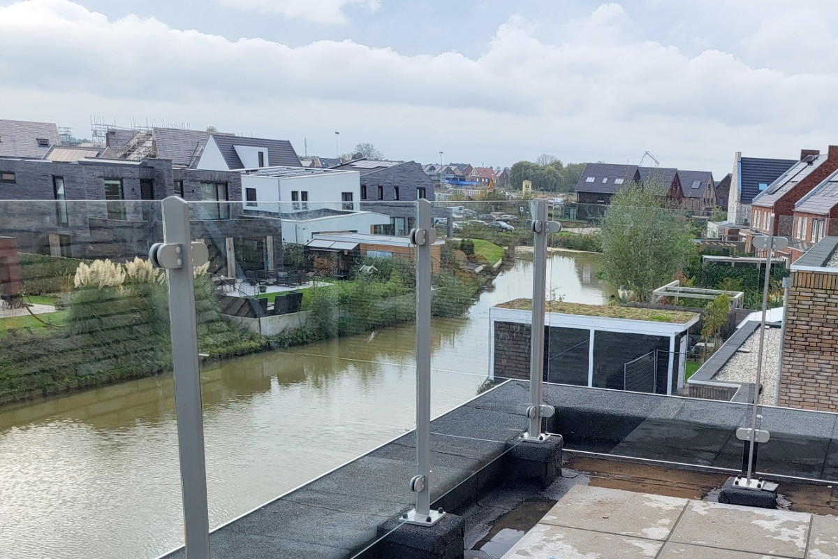Voordelen glazen balustrades