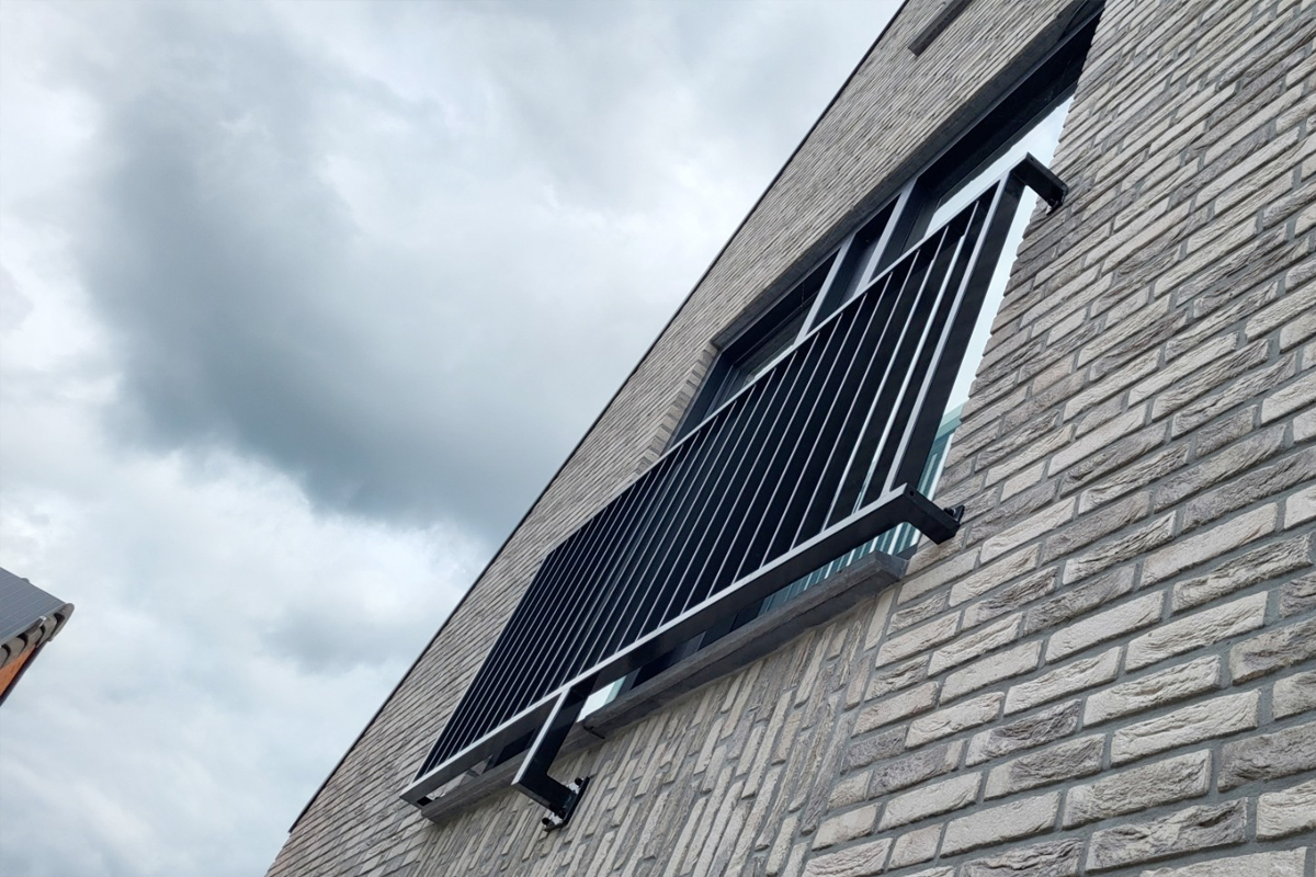 Frans balkonhek laten plaatsen in Friesland