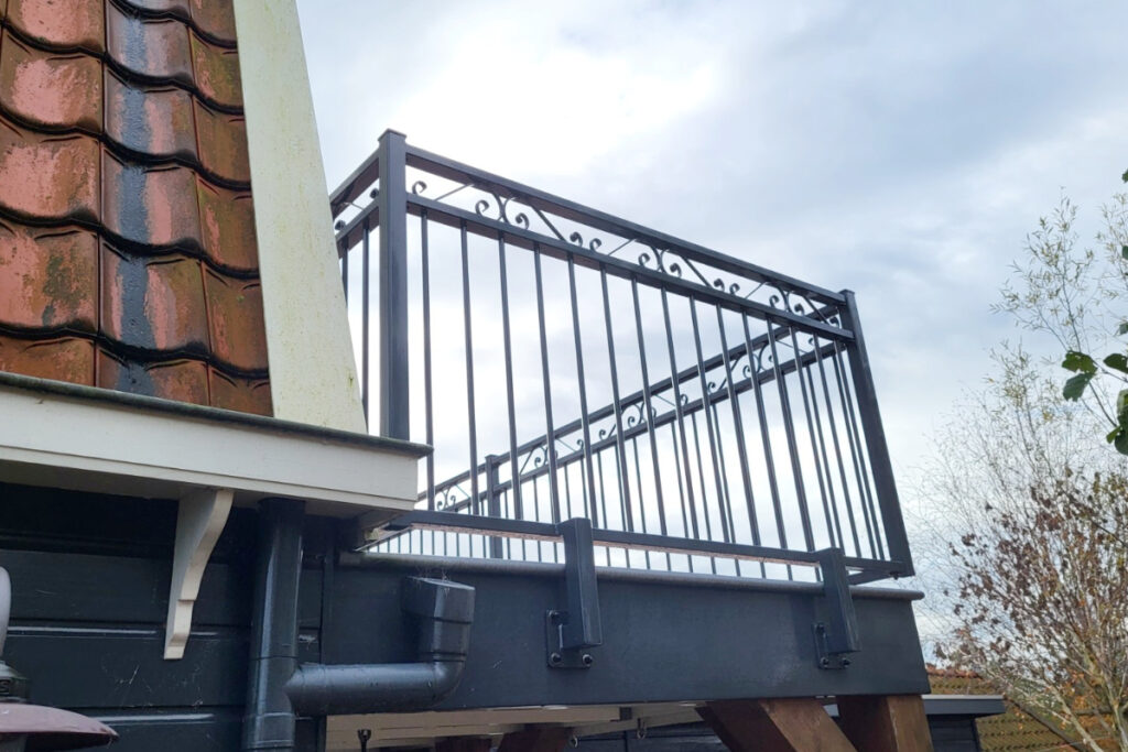 Balkonhek kant en klaar