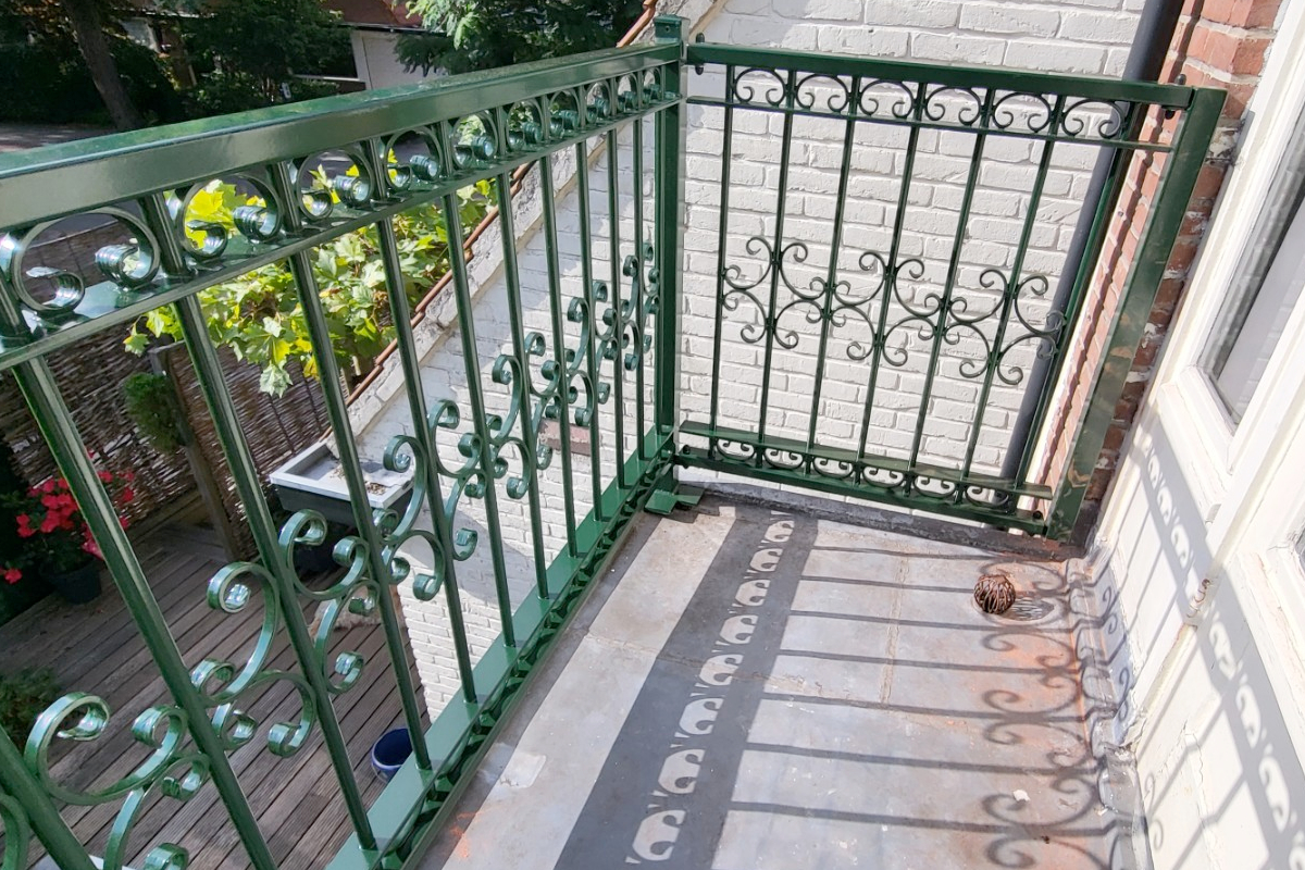 Balkonhek laten plaatsen