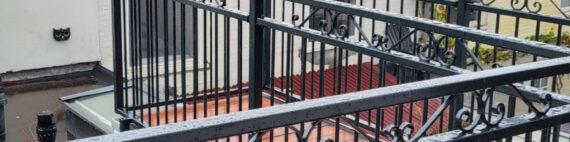 Balkonhek van staal laten maken