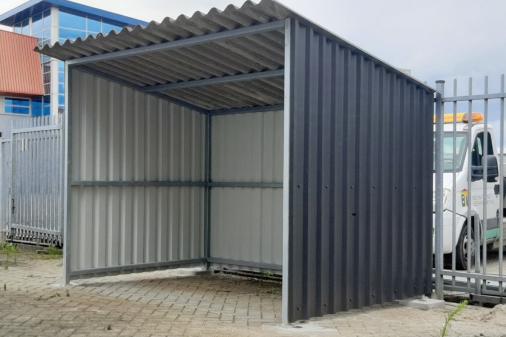 Klein fietsenhok van staal