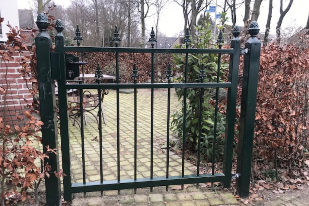 Looppoort laten plaatsen
