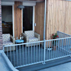 Stalen balkonhek laten plaatsen