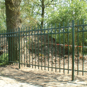 Spijlenhekwerk laten plaatsen