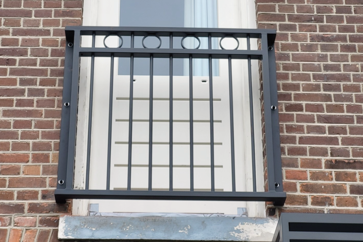 Stalen Frans balkonhek in Drenthe