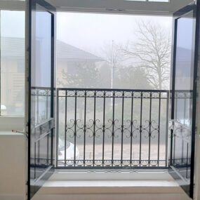 Stalen Frans balkonhek naar eigen ontwerp