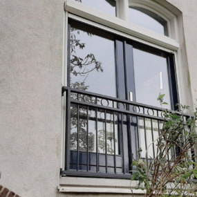 Tijdloos stalen Frans balkonhek