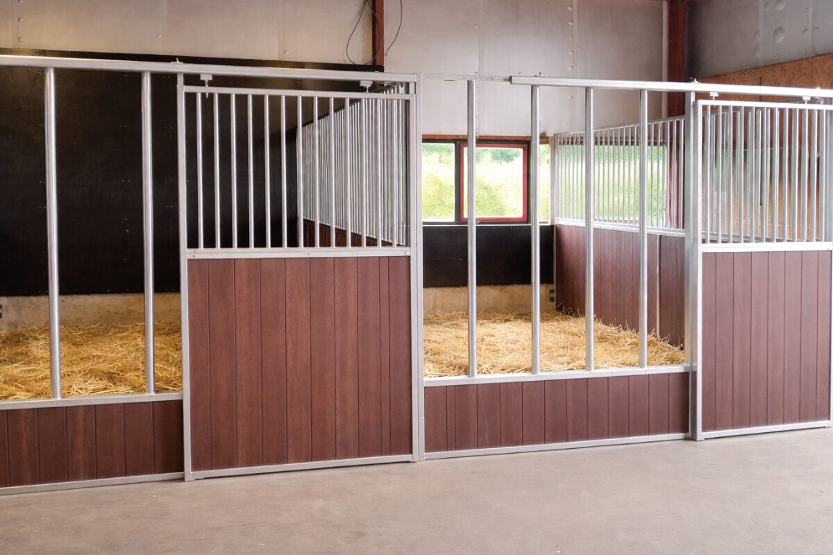 Paardenboxen laten maken