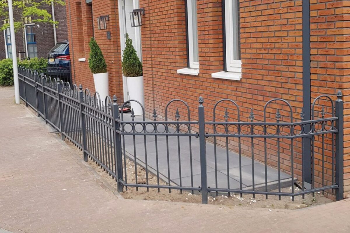 Laag tuinhek voortuin