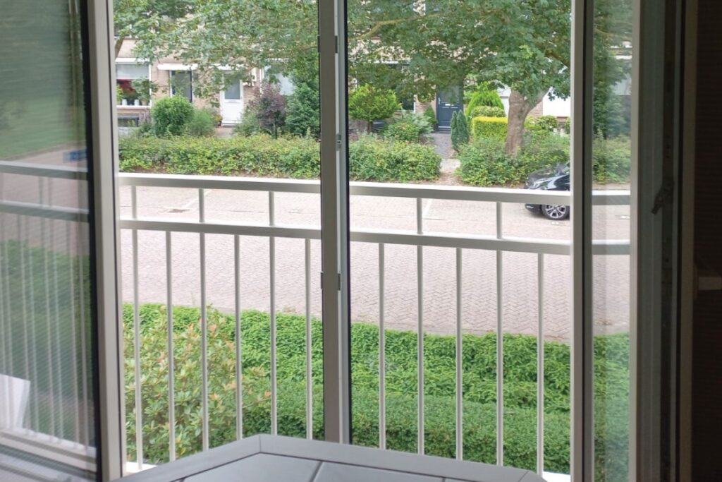 Frans balkonhekwerk in Leeuwarden