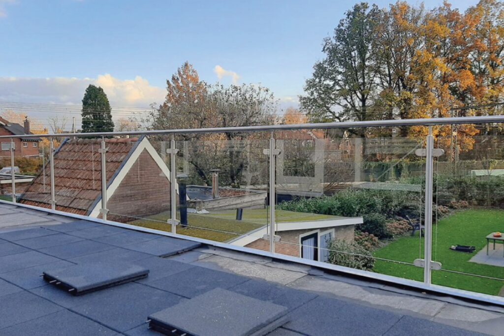 Glasbalustrade in Burgum