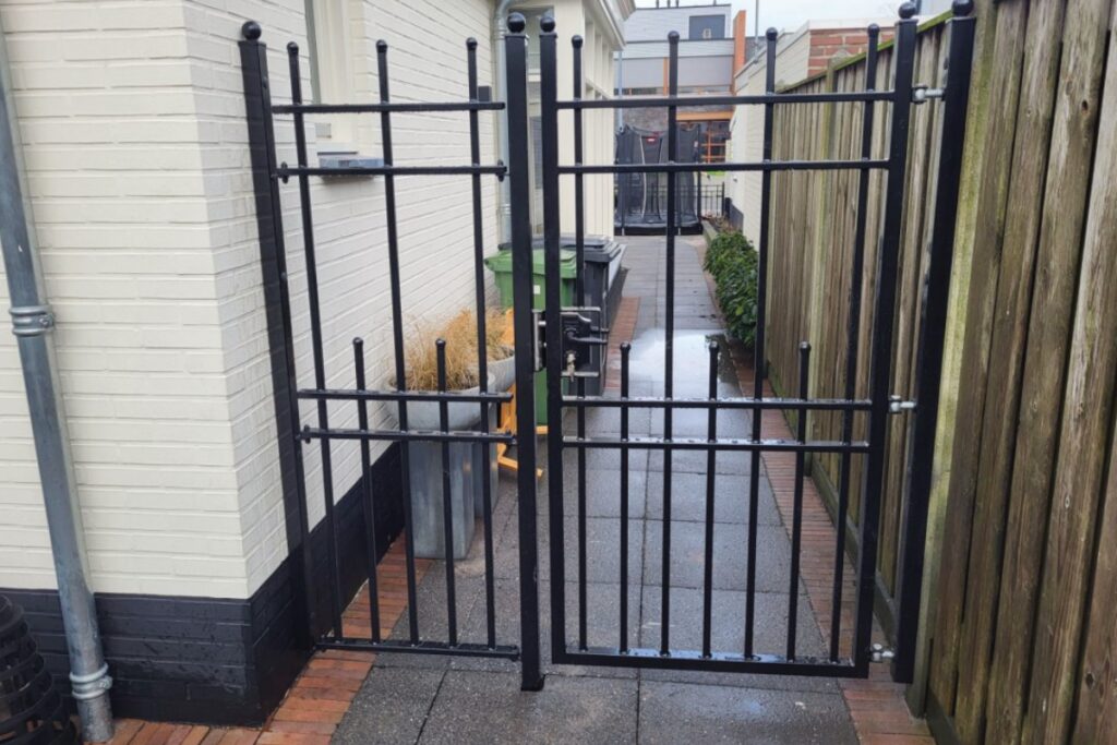 Poort laten plaatsen in Meppel