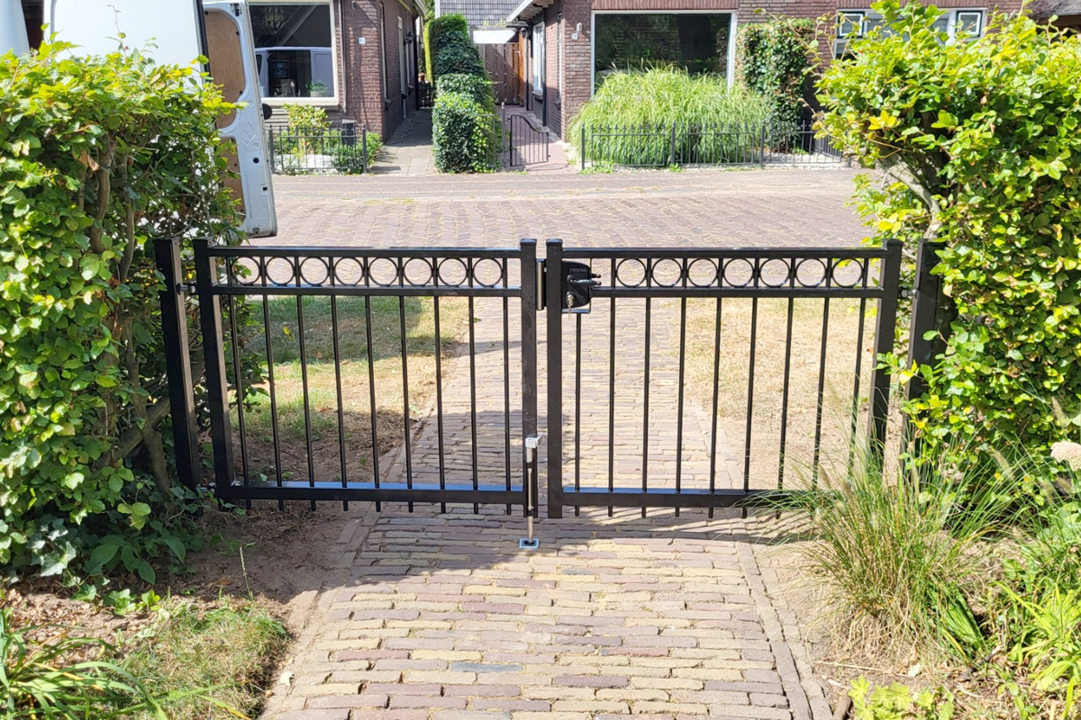 Poort laten plaatsen in Zuidlaren