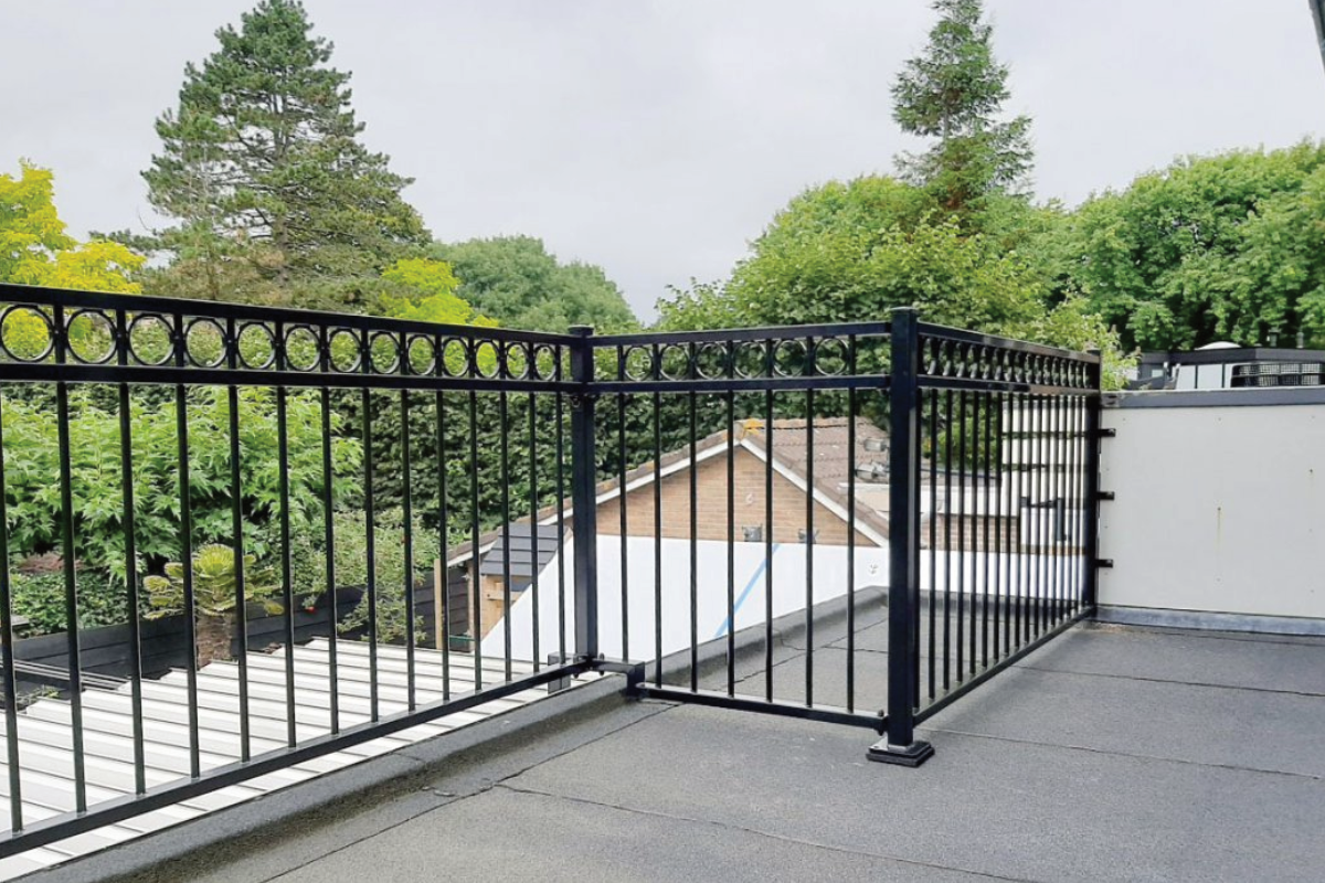 Stalen balustrade in Borger