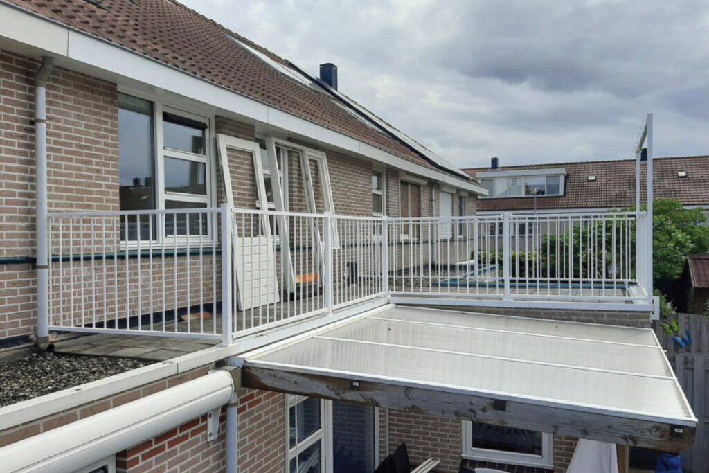 Stalen balustrade in Dokkum