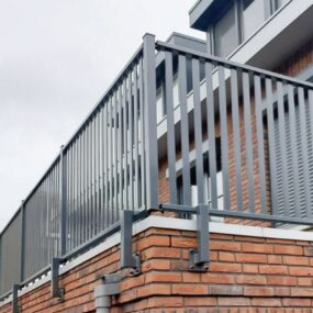 Stalen balustrade in Dokkum