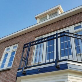 Stalen balustrade in Franeker
