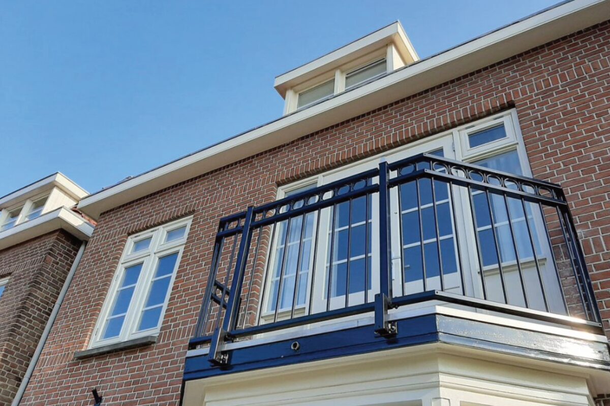Stalen balustrade in Franeker