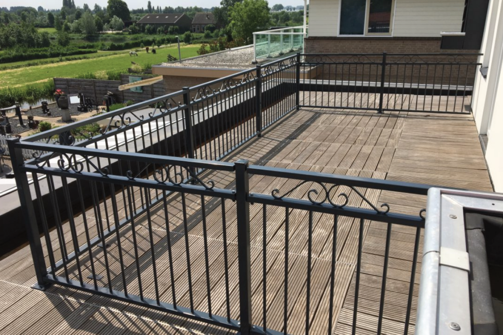 Stalen balustrade in Groningen