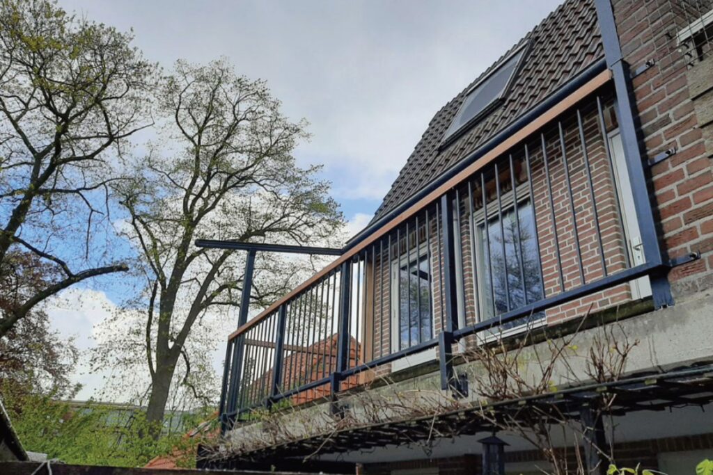 Stalen balustrade in WInschoten