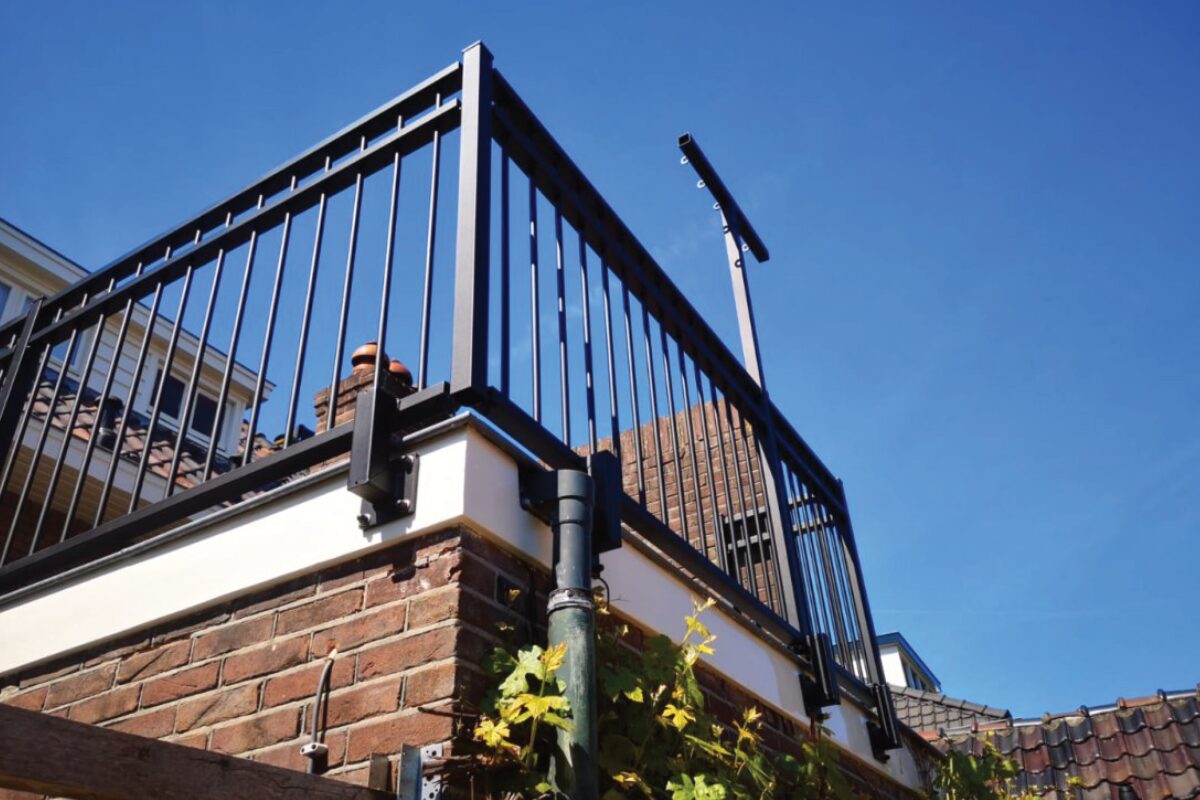 Stalen balustrade in Winsum