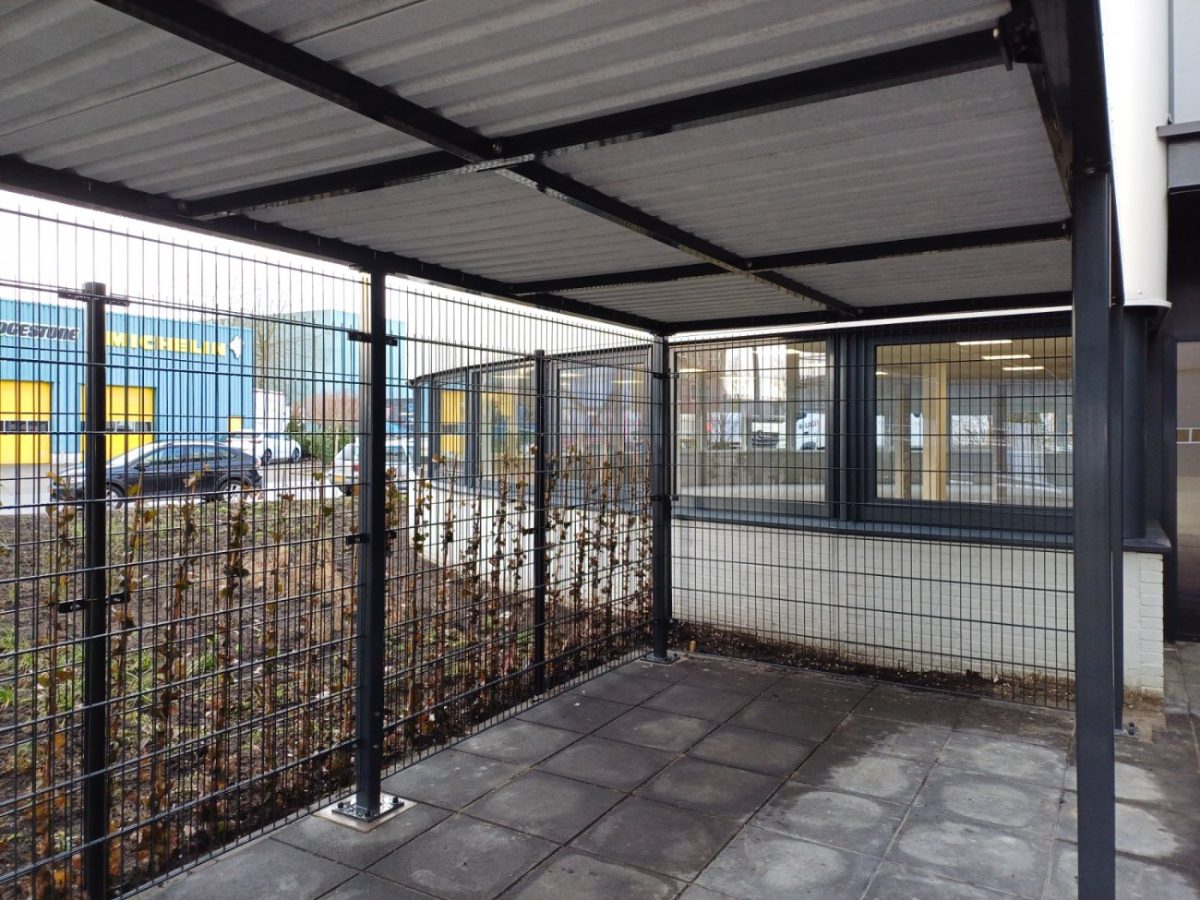 Binnenzijde van een stalen fietsenstalling model FS01