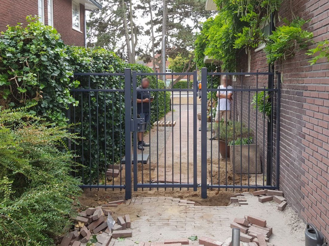 Sierhekwerk model E01 verzinkt en gepoedercoat
